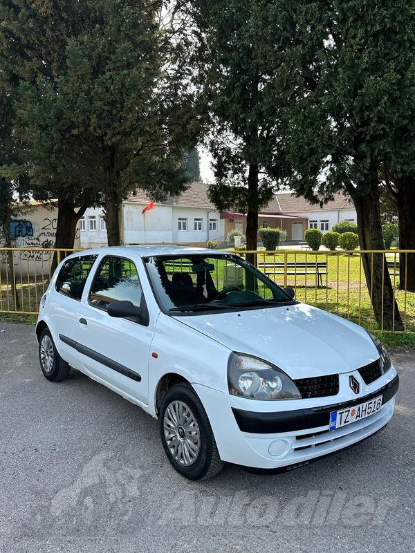 Renault - Clio - 1.5 dci