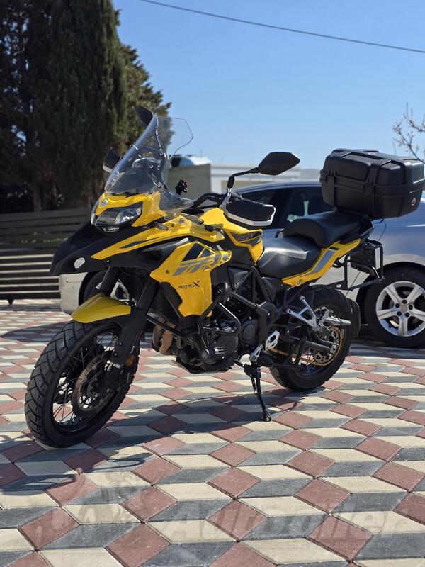 Benelli - TRK 502X