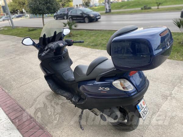 Piaggio - x9