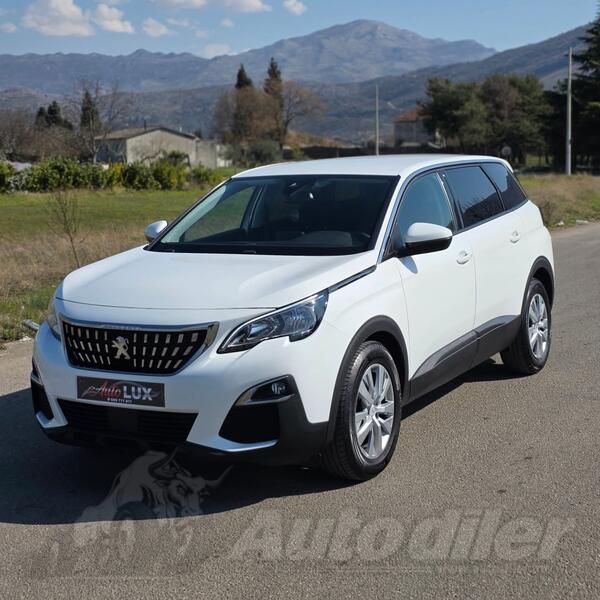 Peugeot - 5008 - 1.2PureTech 7 sjedista