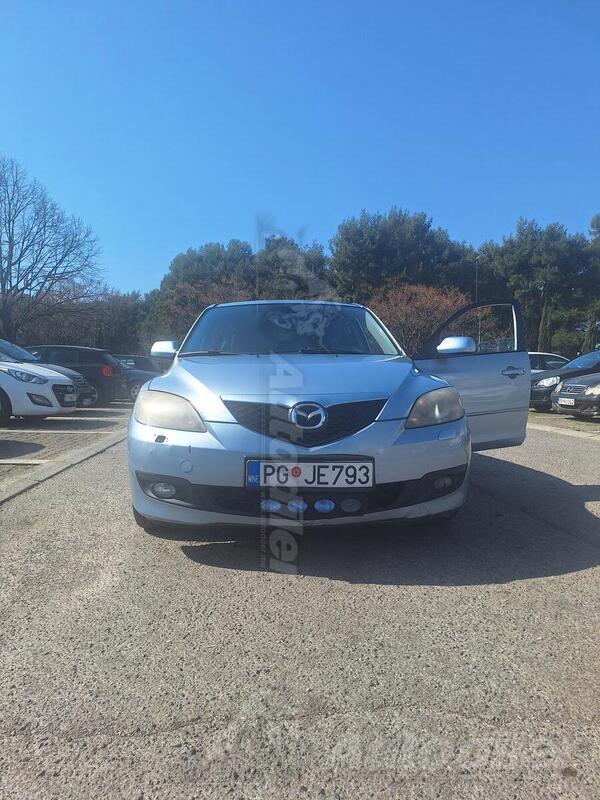 Mazda - 3 - 2.0