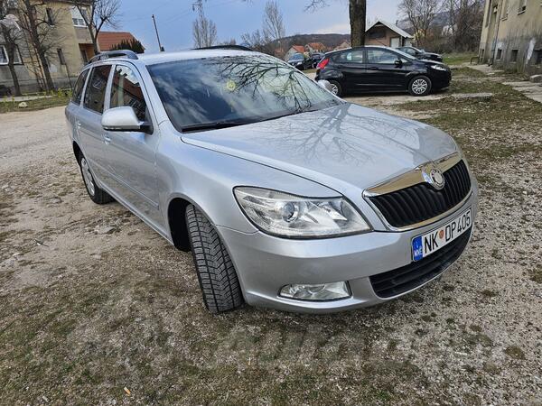 Škoda - Octavia - 2.0 103kw DSG