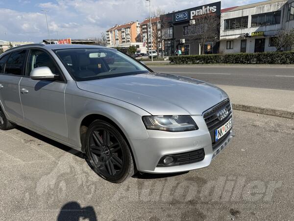 Audi - A4 - 2.0 105