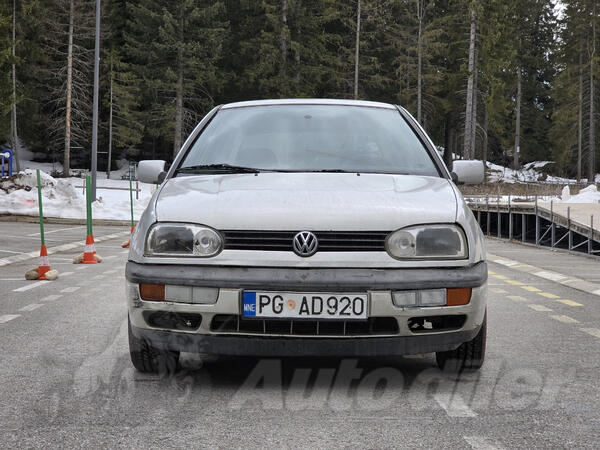 Volkswagen - Golf 3 - 1.6