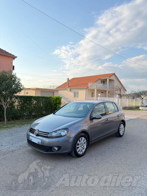 Volkswagen - Golf 6 - 1.6 TDI SPORTLINE