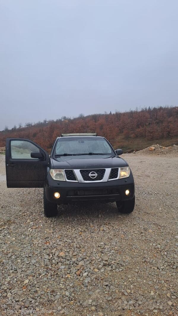 Nissan - Pathfinder - 2.5
