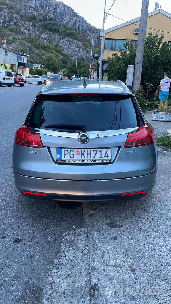 Opel - Insignia - 2.0 CDTI
