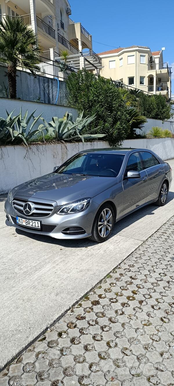 Mercedes Benz - E 250