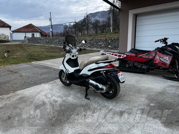 Piaggio - Beverly