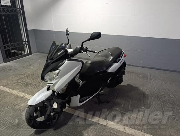 Yamaha - x max