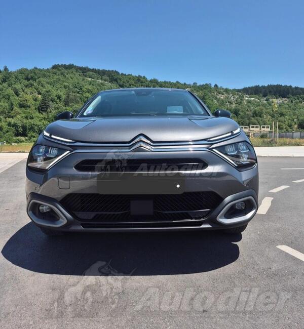 Citroen - C4 - 1.2 Benzin