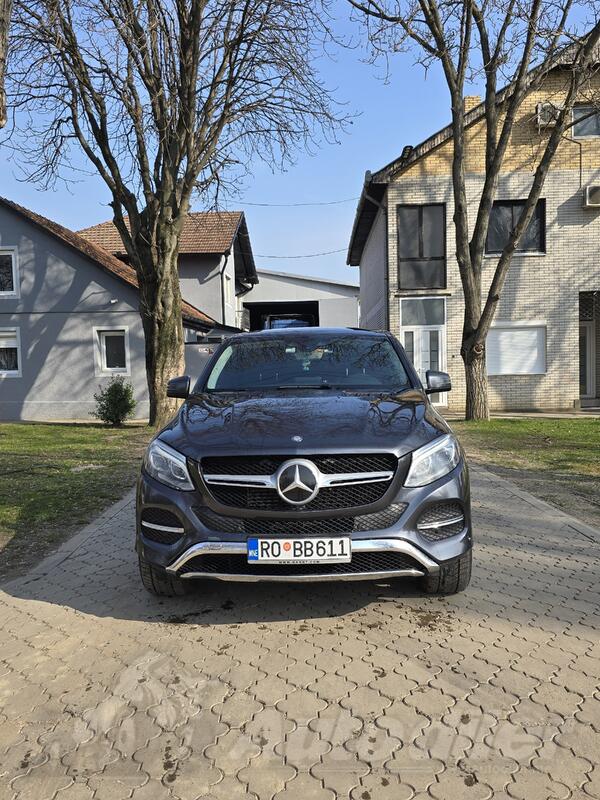 Mercedes Benz - GLE 350 - 350 D 4 MATIC