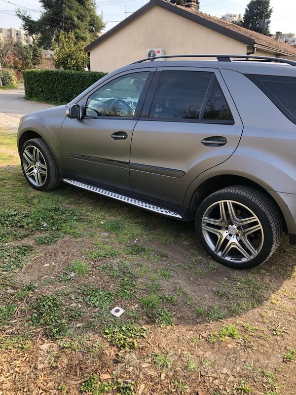 Mercedes Benz - ML 300 - 300