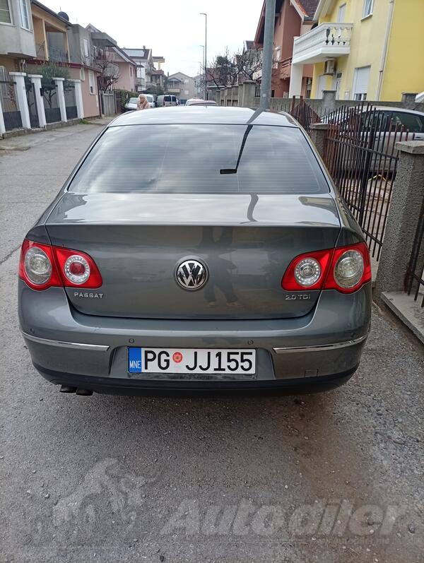 Volkswagen - Passat - 2.0 TDI