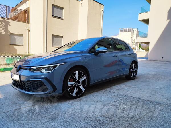 Volkswagen - Golf 8 - GTE