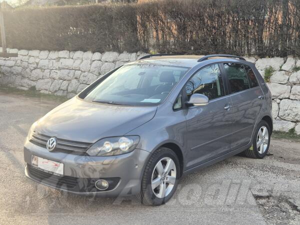Volkswagen - Golf 6 - Plus 2.0 TDI