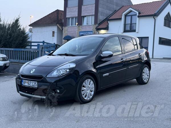 Renault - Clio - 1.5 dci