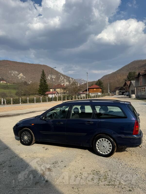 Ford - Focus - 1.6