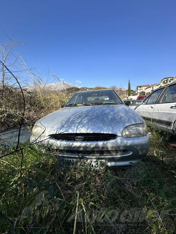 Ford - Escort - 1.6 clx