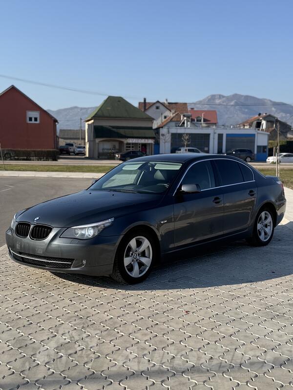 BMW - 520