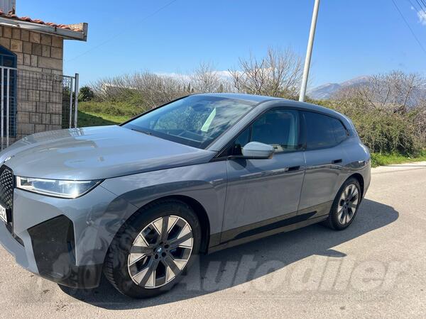 BMW - X5 xDrive40e - IX XDRIVE 40