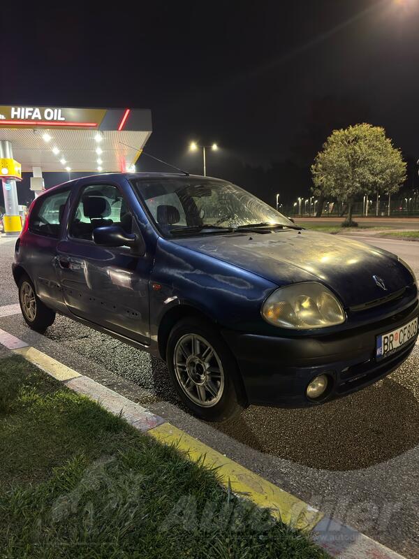 Renault - Clio - 1.6 16v