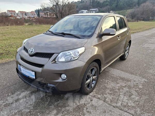 Toyota - Urban Cruiser - 1.4 D-4D