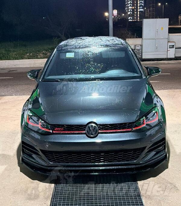 Volkswagen - Golf 7 - 2/0