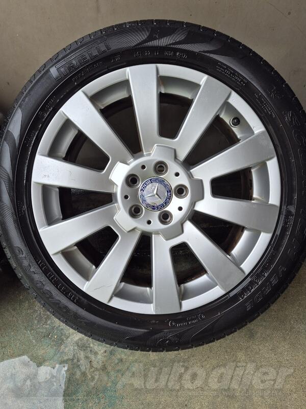 Ostalo felne i PIRELI gume