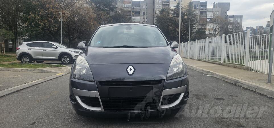 Renault - Scenic - 1.5 dci