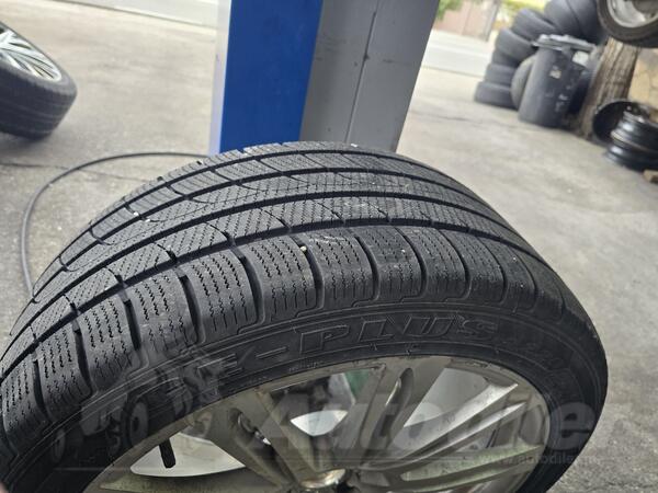 Rotalla - 275,40,20 - Winter tire