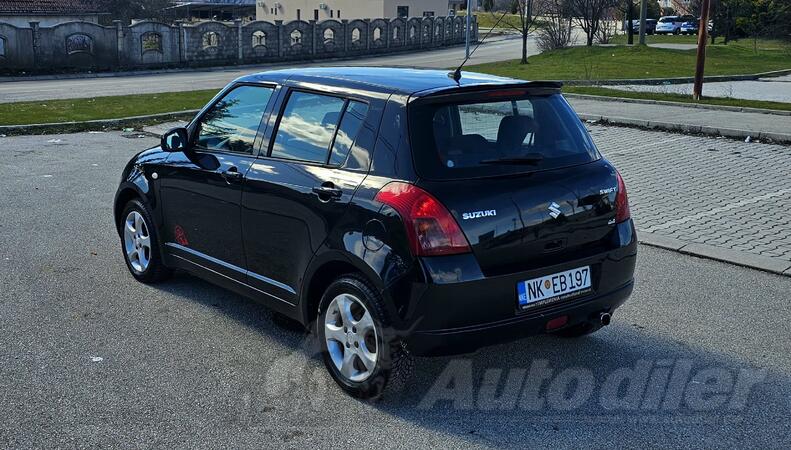 Suzuki - Swift - 1.3 b 4x4