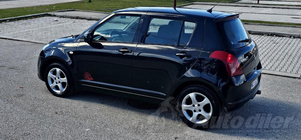 Suzuki - Swift -  4x4