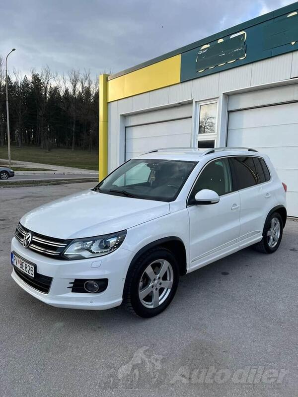 Volkswagen - Tiguan - 2.0 tdi