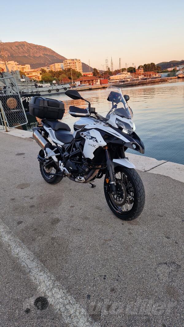 Benelli - TRK 502X