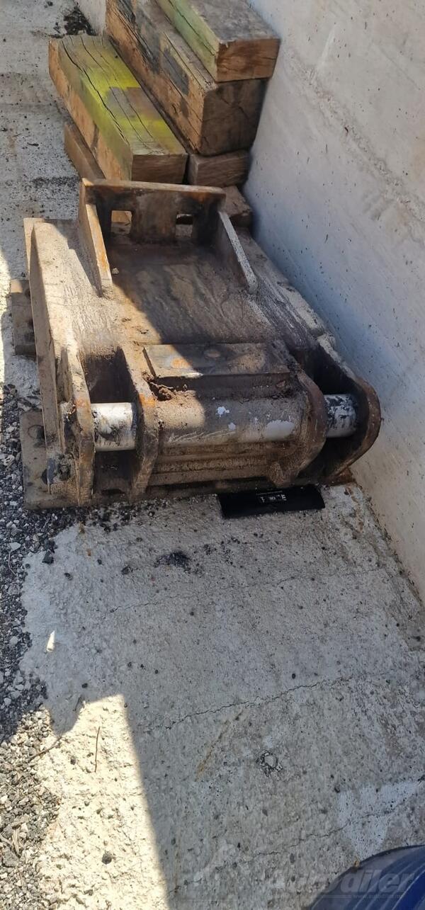 Radne mašine u djelovima