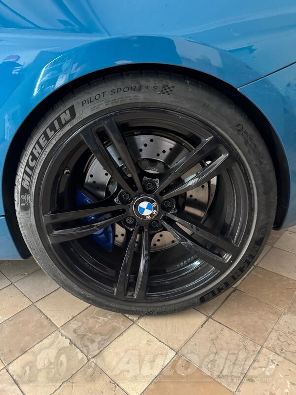 Fabričke felne i Michelin gume