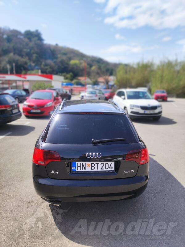 Audi - A4 - A4