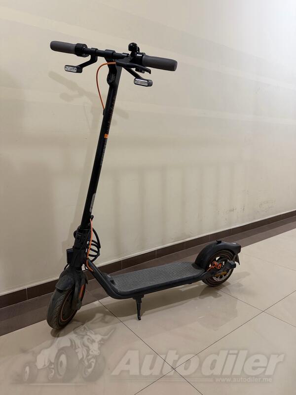 Ostalo - Segway ninebot F40l