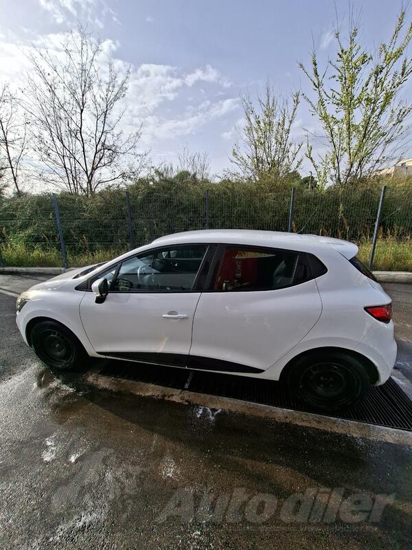 Renault - Clio - 1.5 DCI