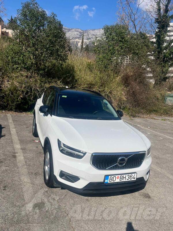 Volvo - XC 40