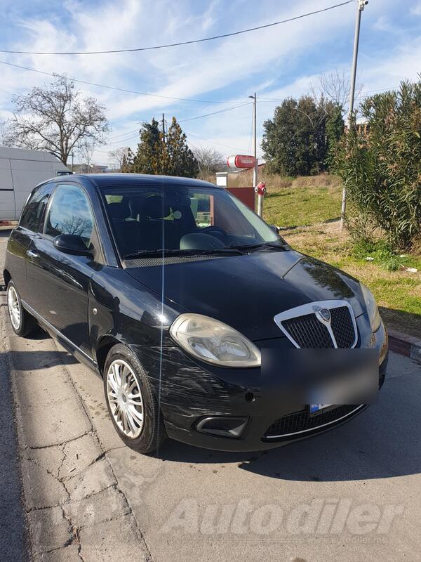 Lancia - Ypsilon