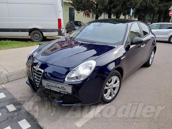 Alfa Romeo - Giulietta - 1.6  j