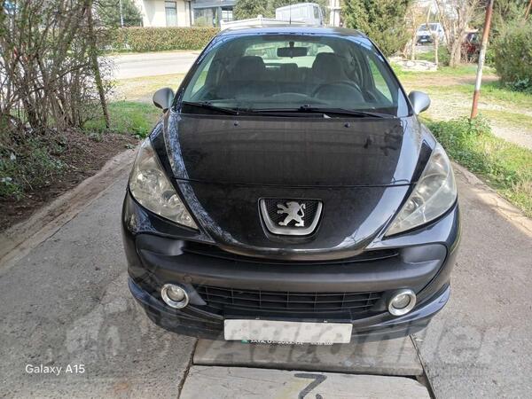Peugeot - 207 - 1.6 HDI
