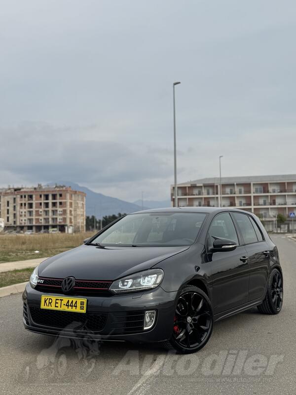 Volkswagen - Golf GTI - 2.0 TSI