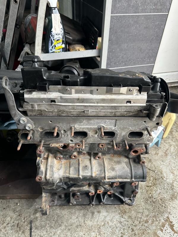 Motor za Automobile - Audi - A4    - 2008-2018