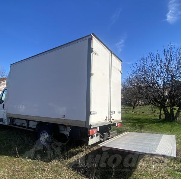 Citroen - Furgon sa rampom