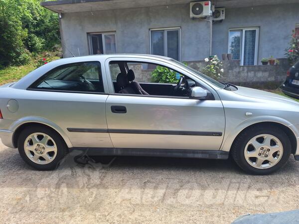 Opel - Astra - 1.6