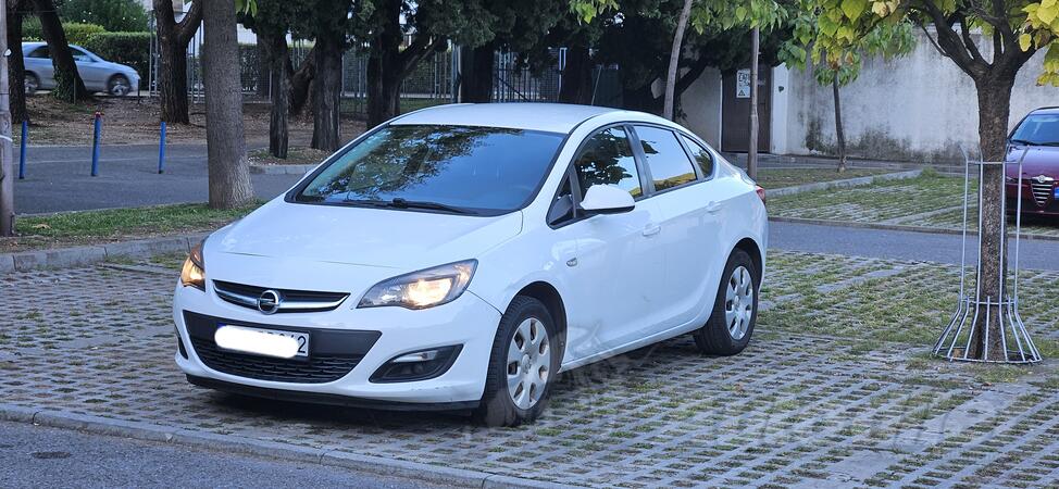 Opel - Astra - 1.6 CDTI