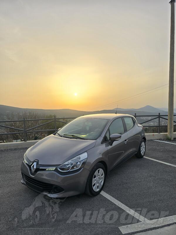 Renault - Clio - 1.5 dci